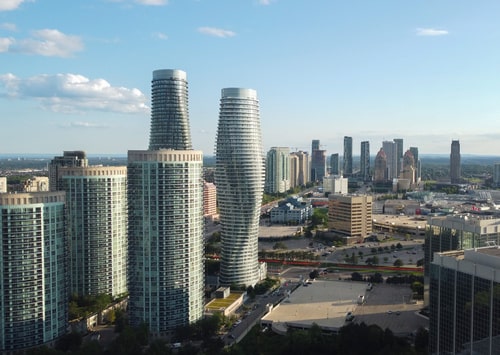 MISSISSAUGA Real Estate - Larissa Sarakaeva, Broker